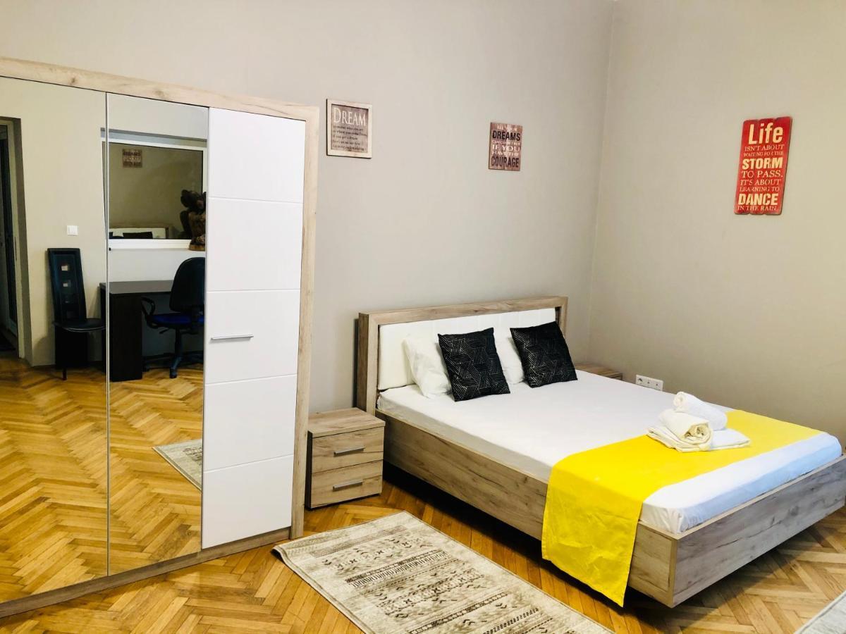 Ultra-Central Apartment Just In Union Squere Timişoara Eksteriør bilde