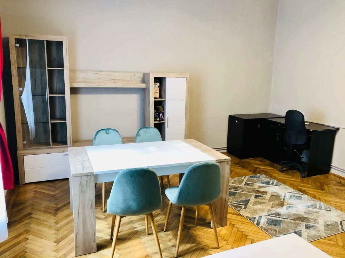 Ultra-Central Apartment Just In Union Squere Timişoara Eksteriør bilde