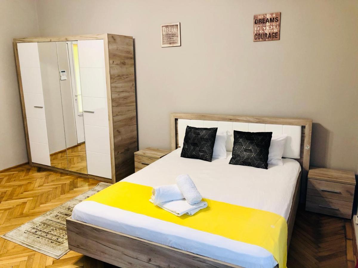 Ultra-Central Apartment Just In Union Squere Timişoara Eksteriør bilde