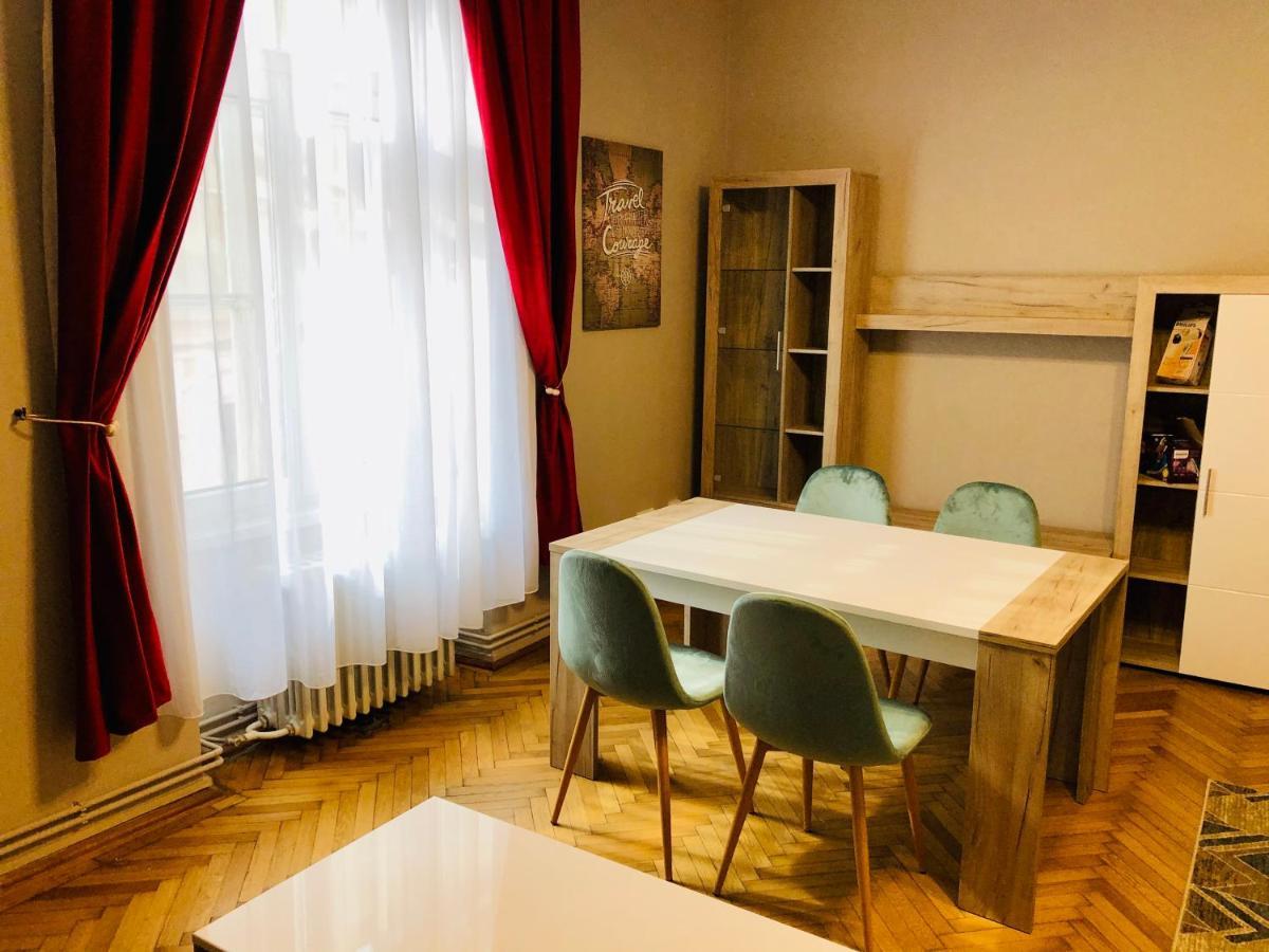 Ultra-Central Apartment Just In Union Squere Timişoara Eksteriør bilde